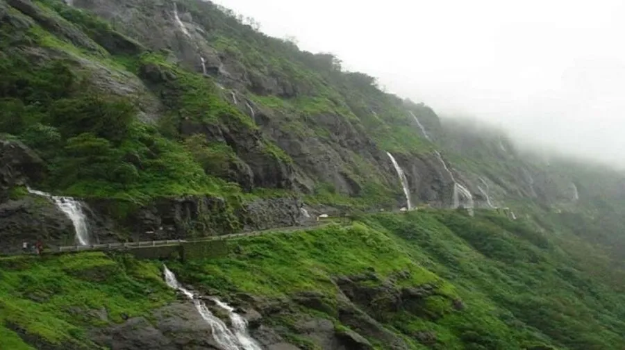 Places To Visit In Monsoon In Maharashtra 